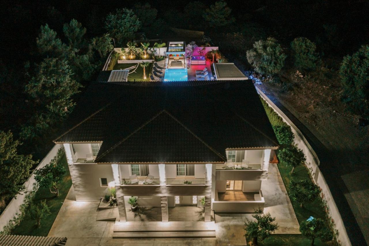 Villa M Mansion à Pefki Extérieur photo