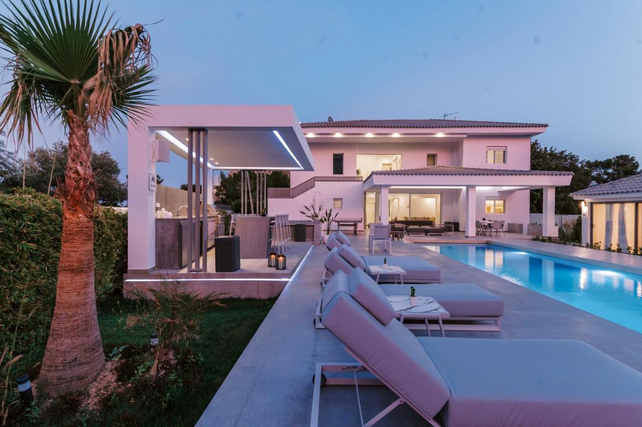Villa M Mansion à Pefki Extérieur photo