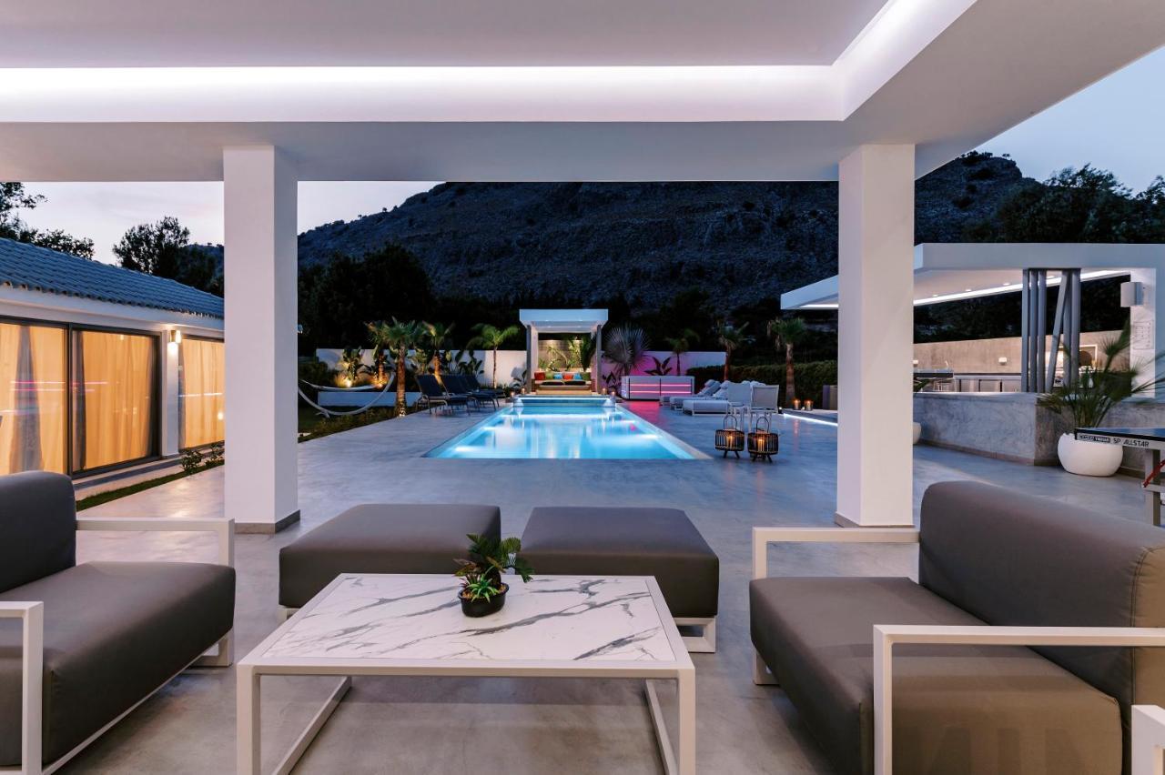 Villa M Mansion à Pefki Extérieur photo